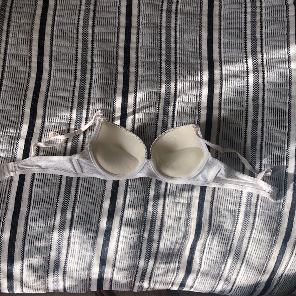 Push-up Bra - Picture 2 of 2
